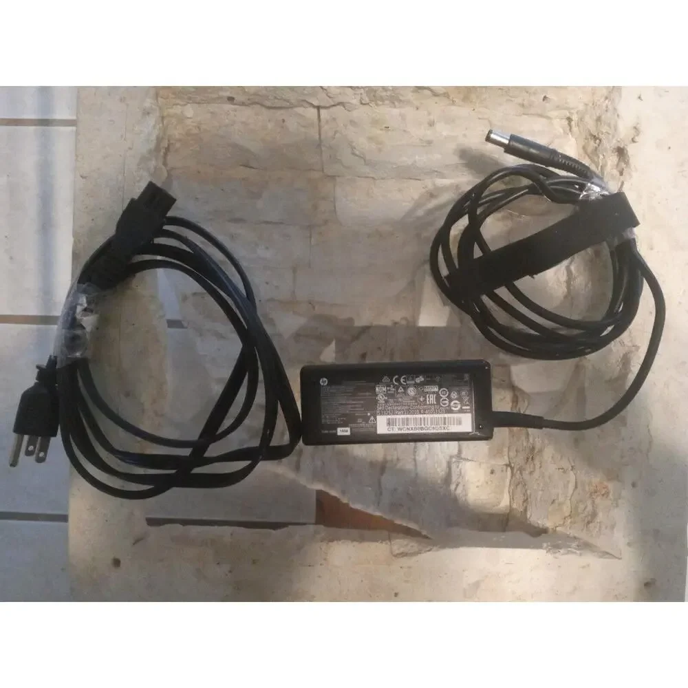 HP PPP009C AC/Standard Genuine Laptop Adapter Power Supply Charger